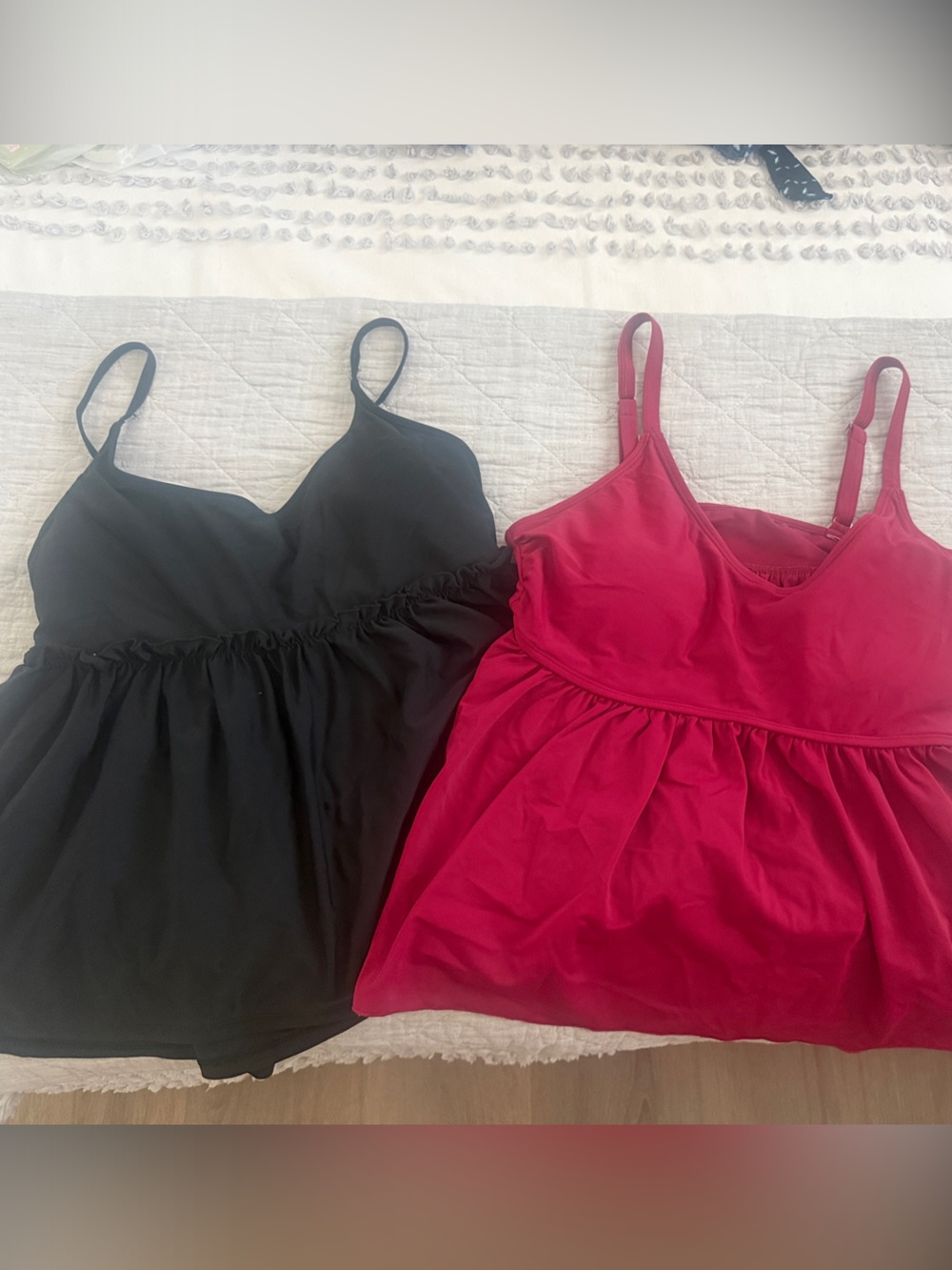 Amazon Women Swim Bikini Tankini Top Set in Black and Red